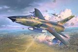 Revell 04504 F-105 G Tbird Wild Weasel.