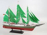 Revell 05400 Sailing Barque Alexander von Humboldt.