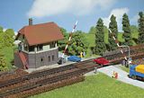 Faller 222171 Level crossing with signal tower