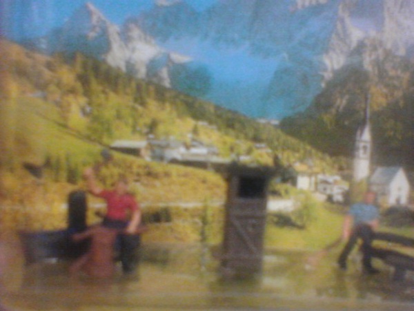 Noch 33370 On The Country.