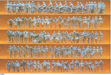 Preiser 16337 Passengers and passers-by
