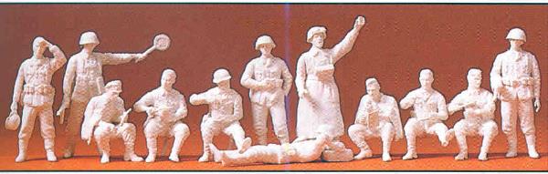 Preiser 16501 Resting infantry.Provost corps officersThe German Reich 1939-45