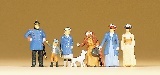 Preiser 12131 Passers-by policemanAround 1900