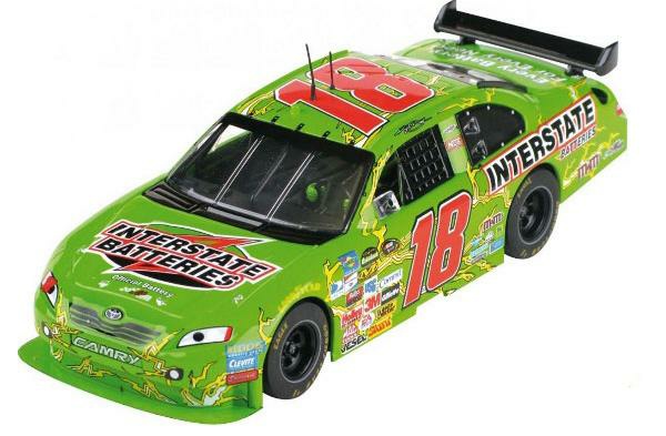 SCX Slot Cars 14020 Toyota Camry No 18 Interstate J.J Yeley Digital Car.