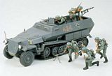 Tamiya 35020 German Hanomag Sdkfz 251/1 Kit CA120