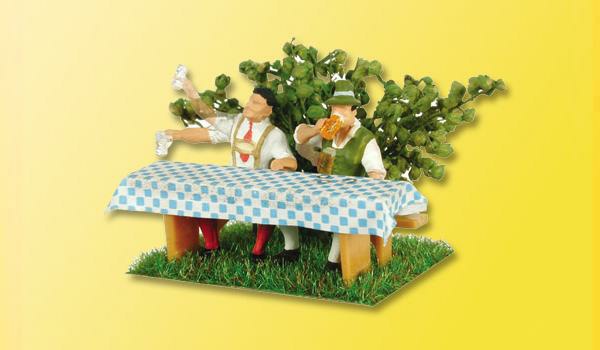 Viessmann 5024 Seating Accommodation Beer Garden.